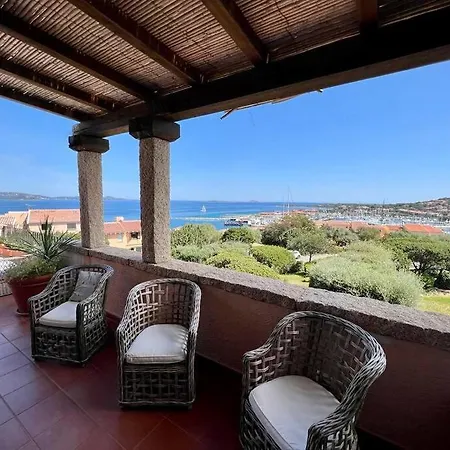 L'attico Del Porto Apartman