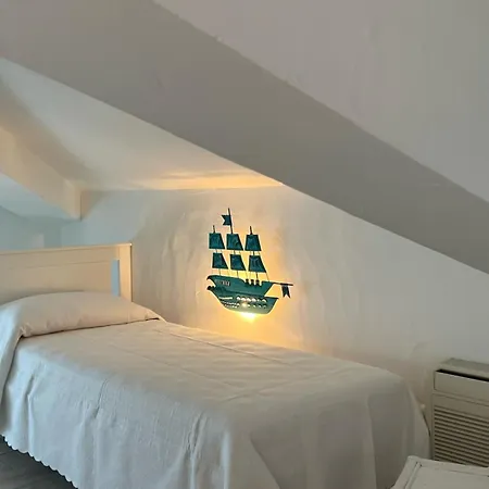 L'attico Del Porto Apartman